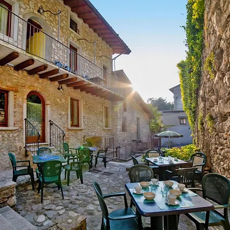 Borgo Alba Chiara, Toscolano Maderno