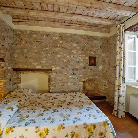 Apartmán Borgo Alba Chiara, *
